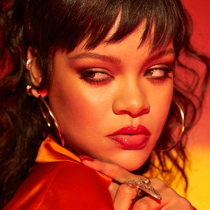 Gloss Bomb Fussy Heat 02